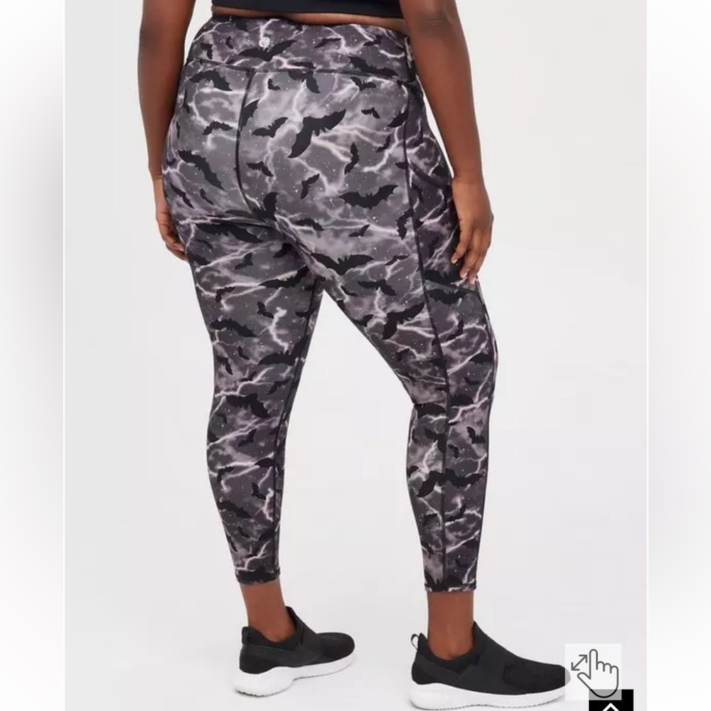 NWT Torrid Performance Lite Full Length Active Le… - image 3